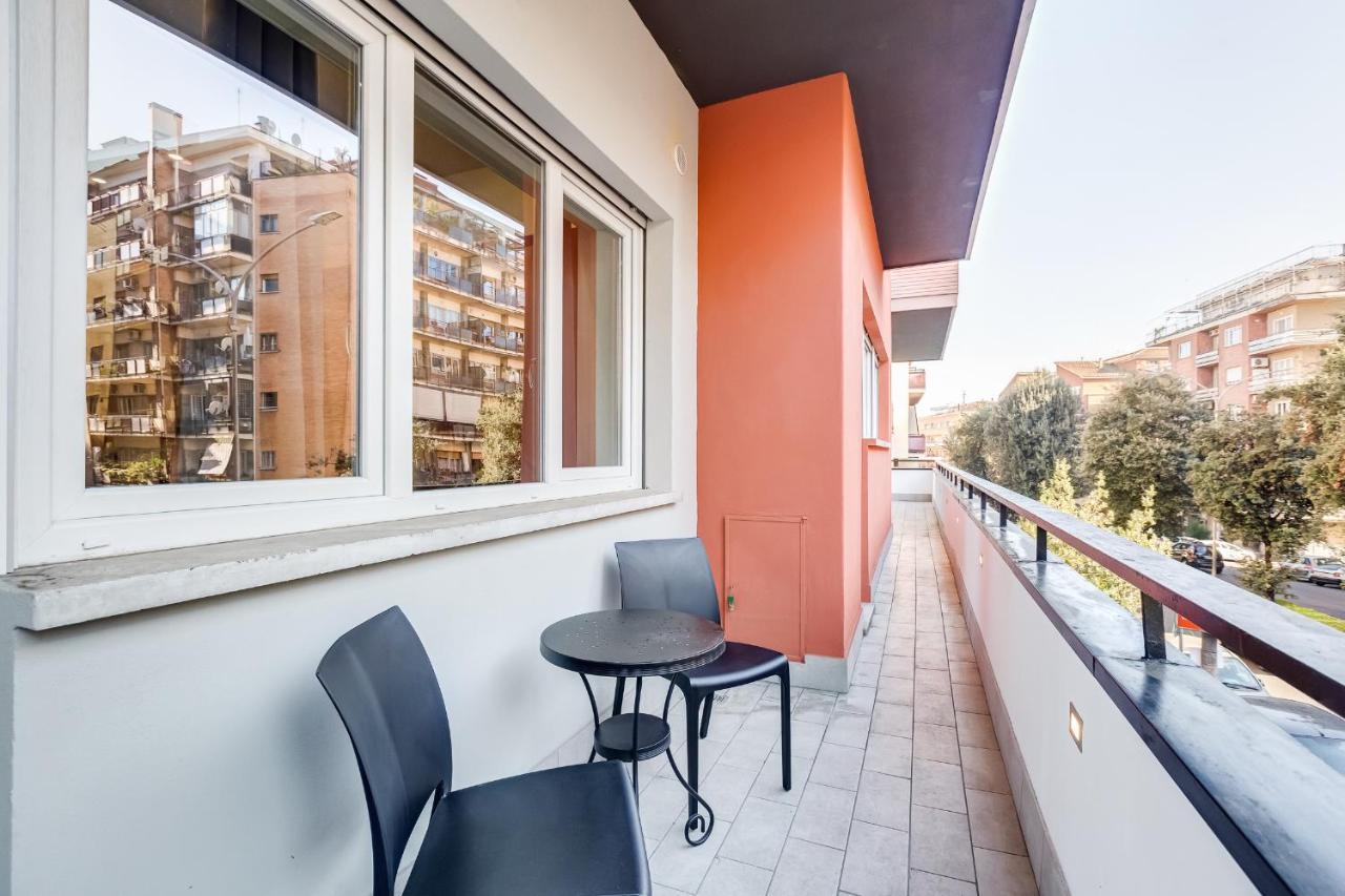 Next Vatican Apartment Рим Экстерьер фото