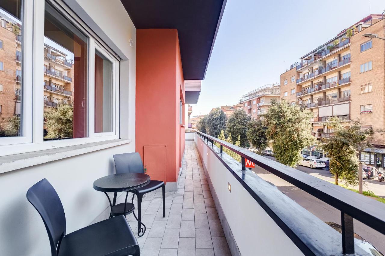 Next Vatican Apartment Рим Экстерьер фото